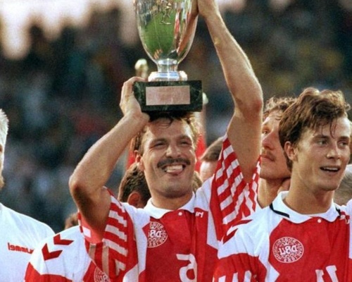 Đan Mạch vô địch Euro 1992