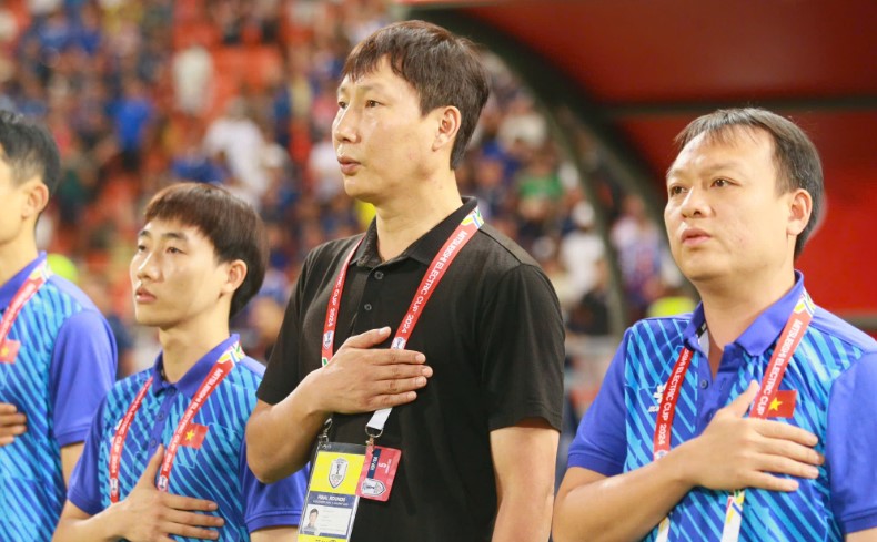 Đôi nét về huấn luyện viên Việt Nam Kim Sang Sik